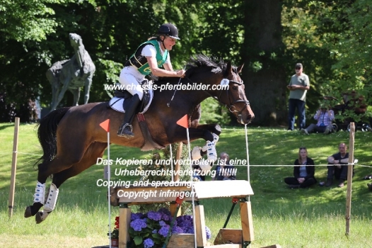 Preview martina toedt mit chicca sun IMG_0319.jpg